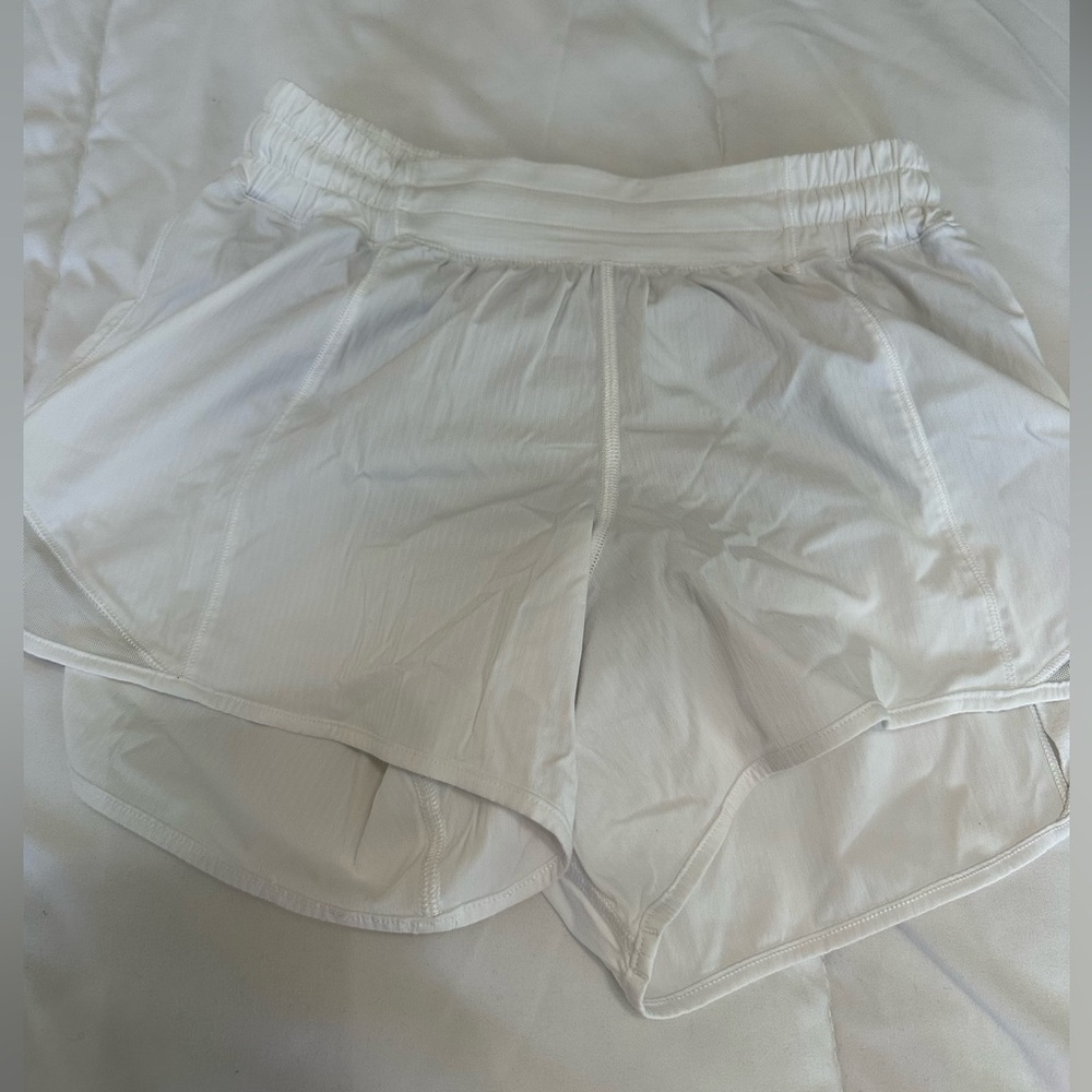 Lululemon hotty hot shorts 4”